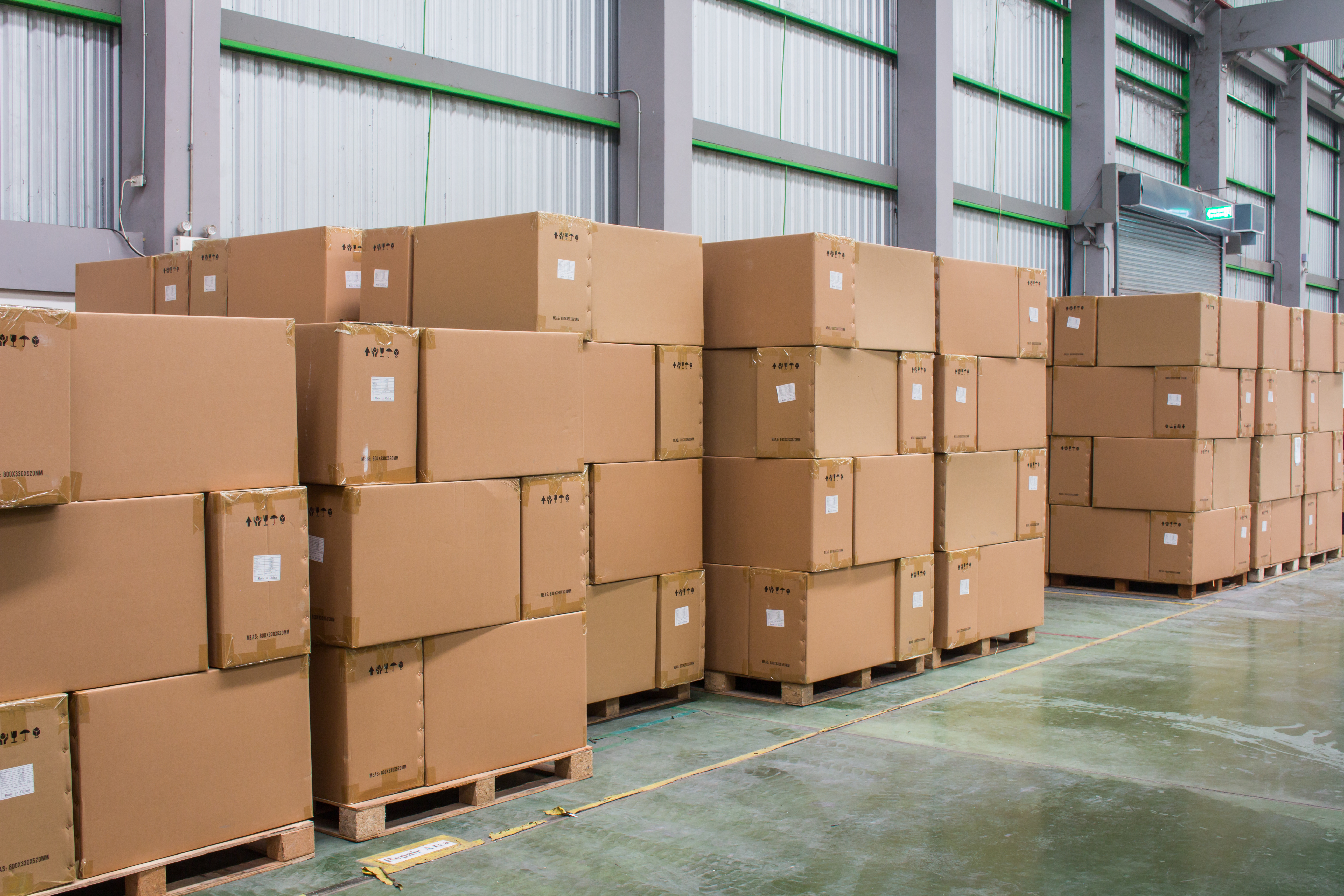 Water-sensing rope run along warehouse dock and wall lines